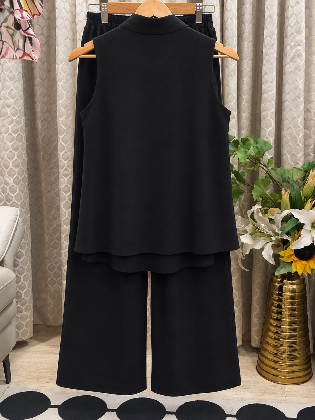 Black_Sleeveless_Coordset_02