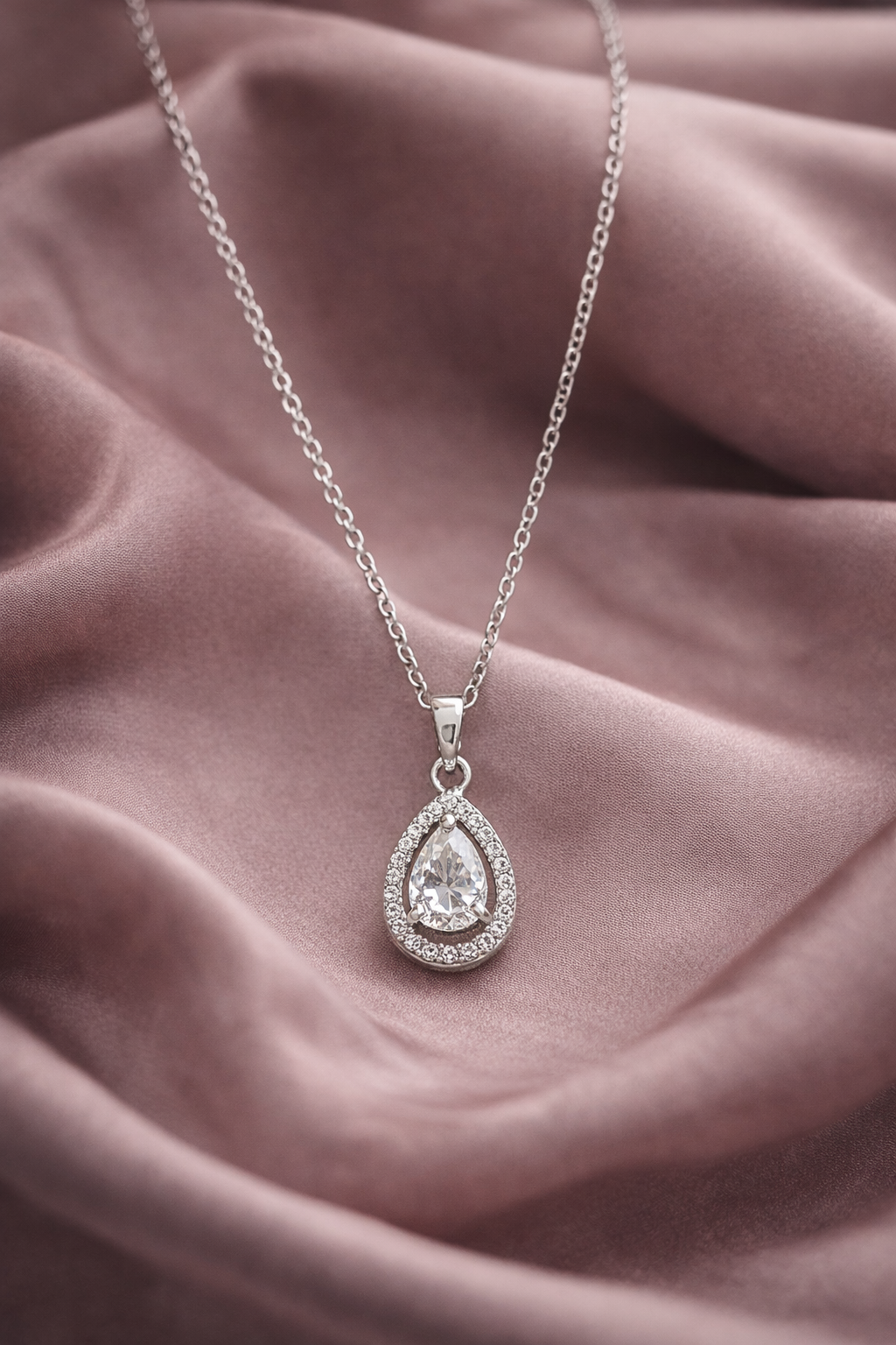 Clear Crystal Diamond Silver Necklace