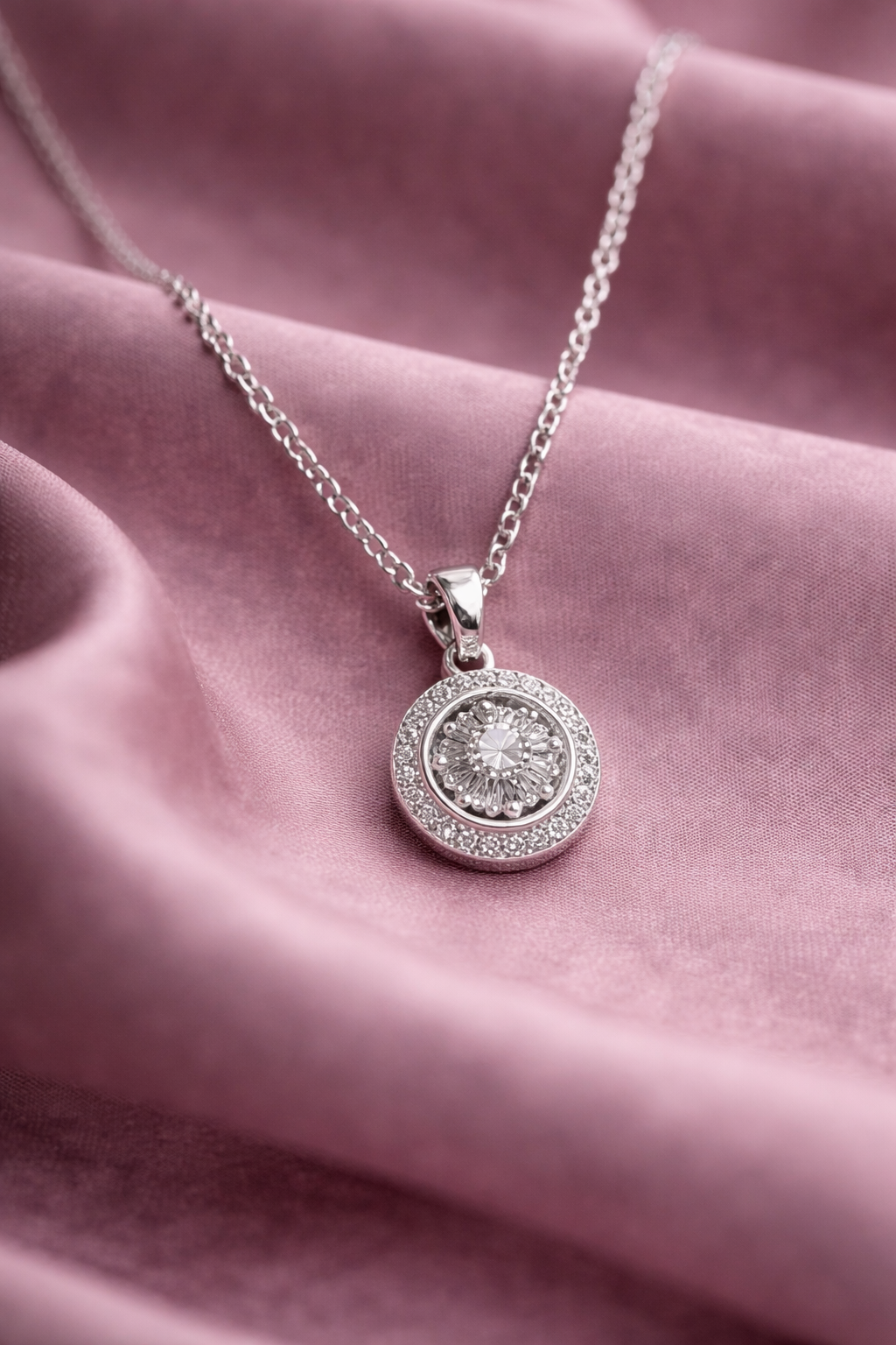 Gleaming Diamond Silver Round Pendent Necklace
