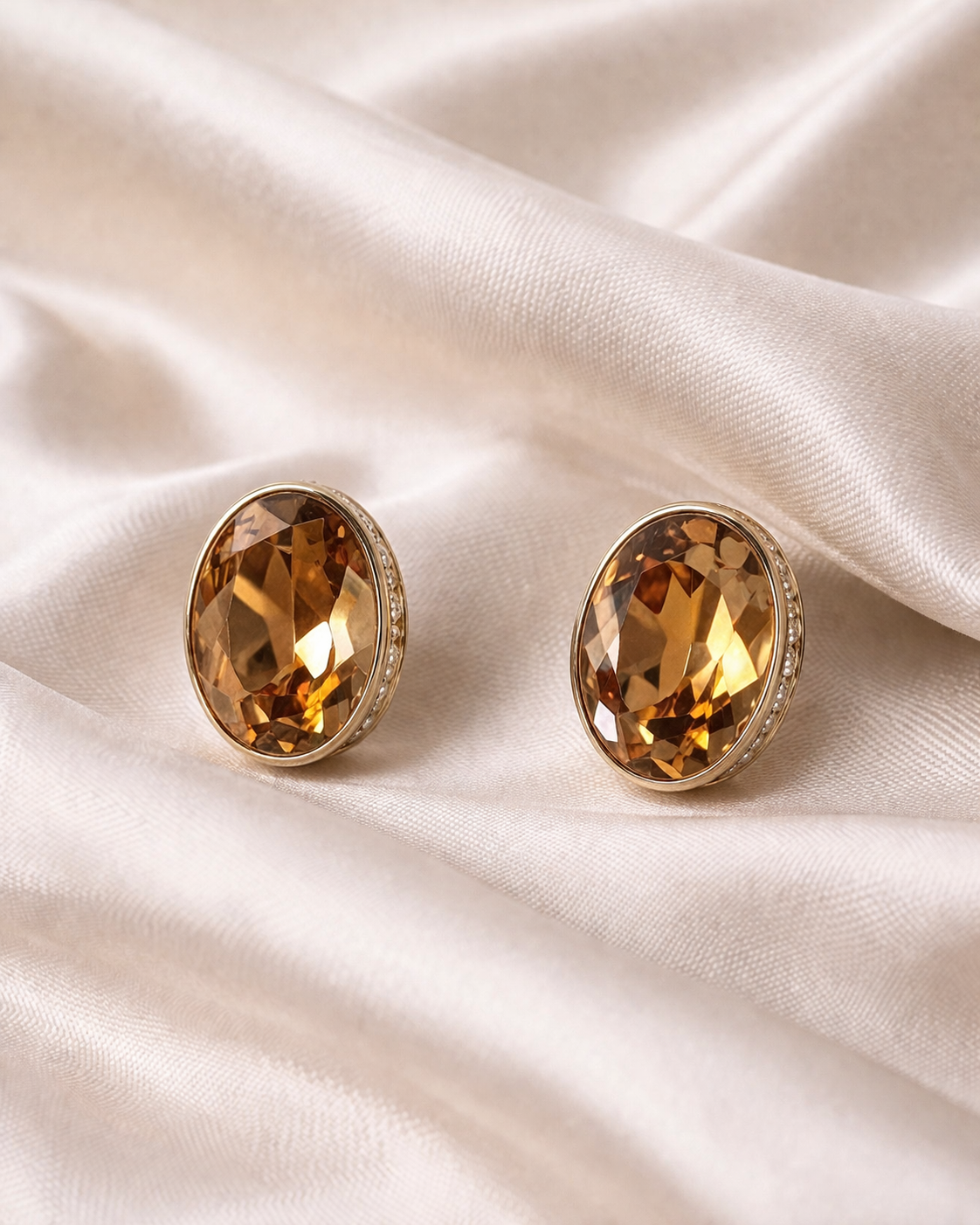 Elegant Amber Gemstone Stud Earring.