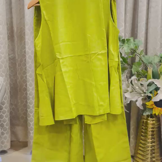 Green_Sleeveless_Coordset_04